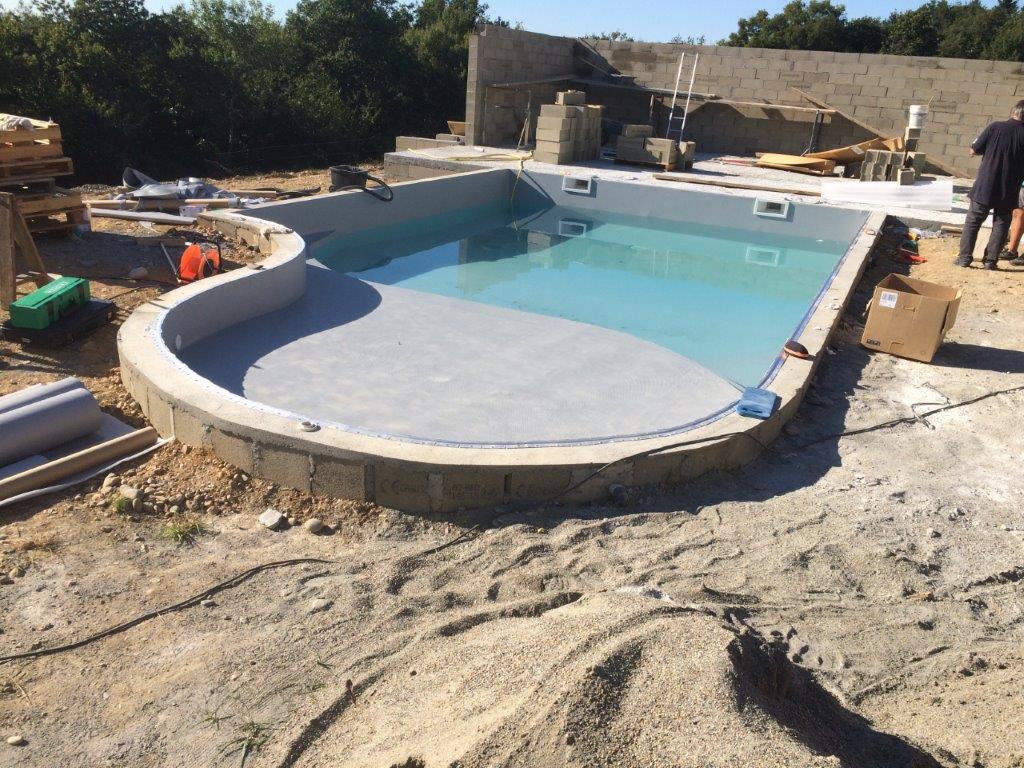 construction piscine toulouse