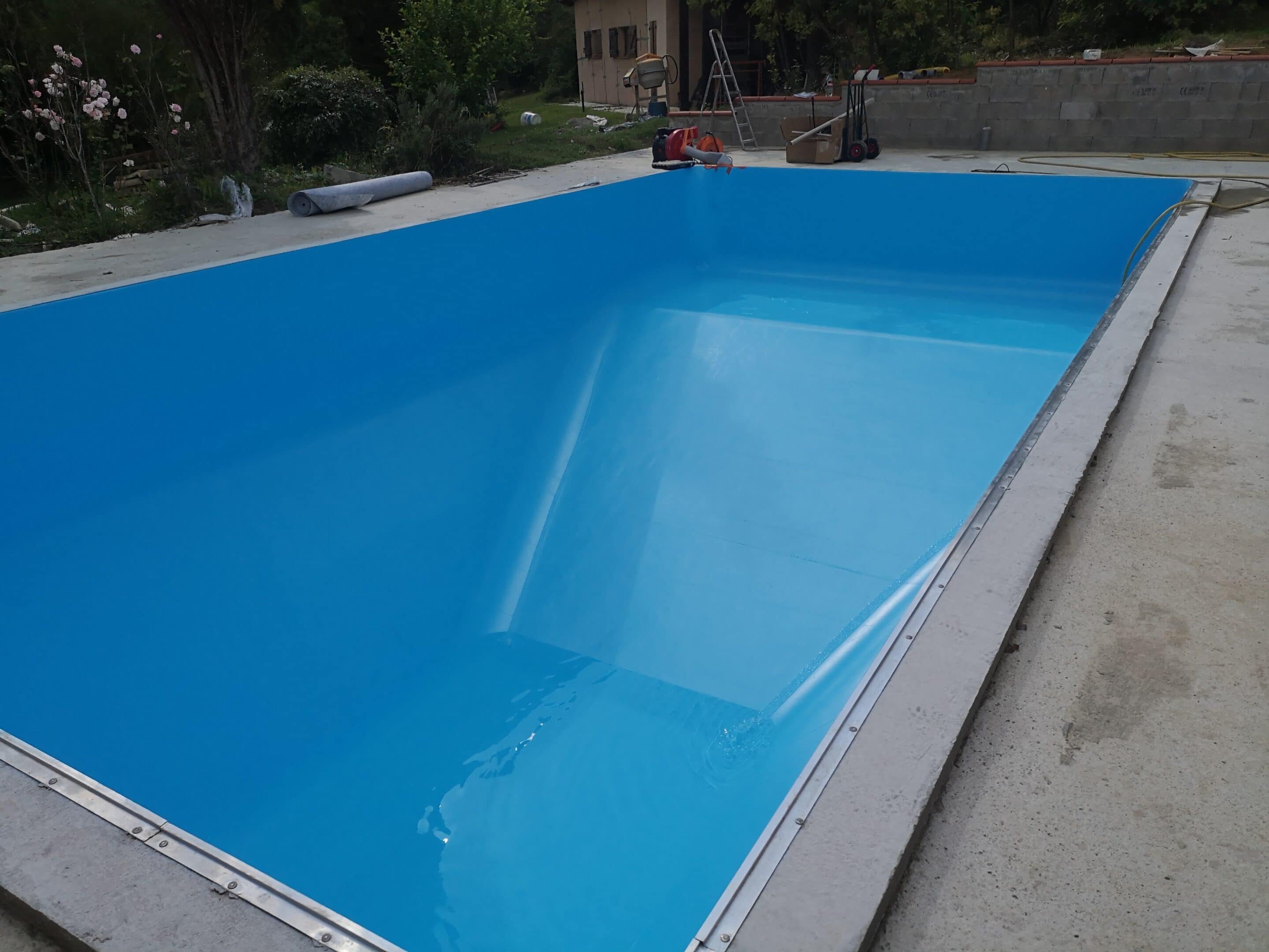 remplacement skimmer piscine toulouse
